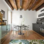 Parsley Apartment