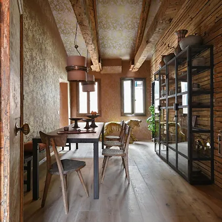 Parsley Apartment