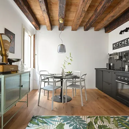 Parsley Apartment